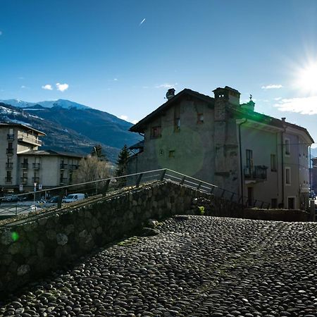 Alpine Apartment Aosta Exteriör bild